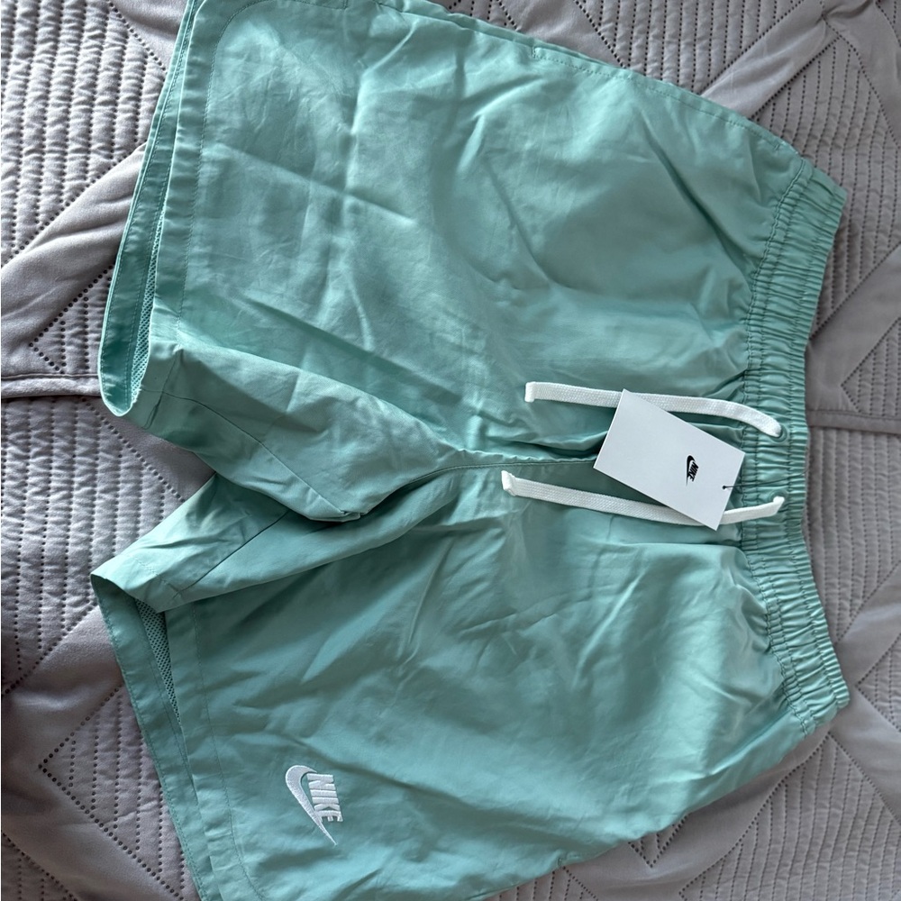 Nike Men’s Mint Green Shorts